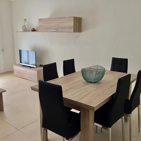Piso Céntrico De 100 M2 Apartamento *