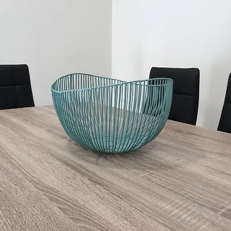 Apartamento Piso Centrico De 100 M2 *